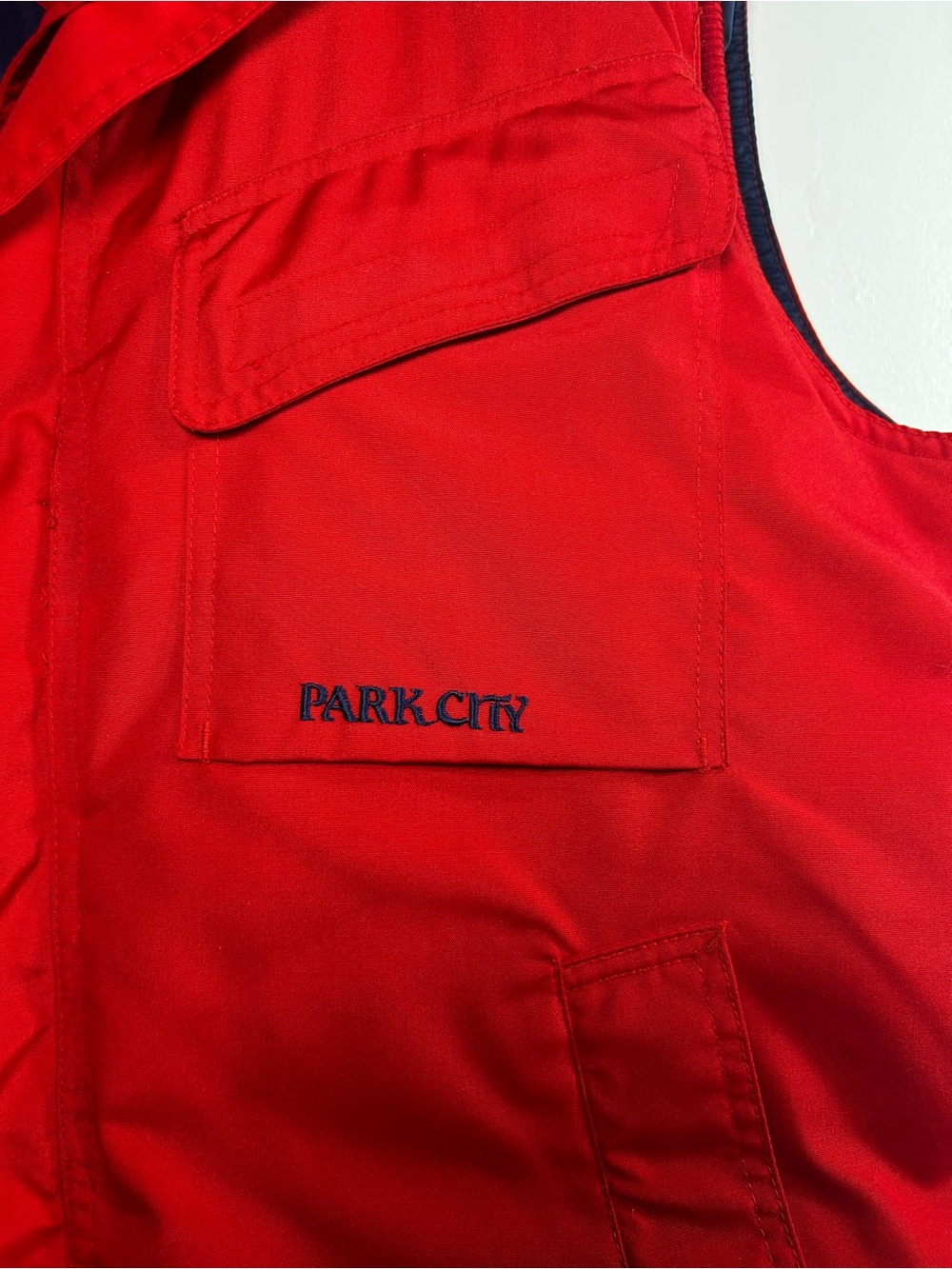 Men's Red Quilted Puffer Vest - Picture 3 of 11